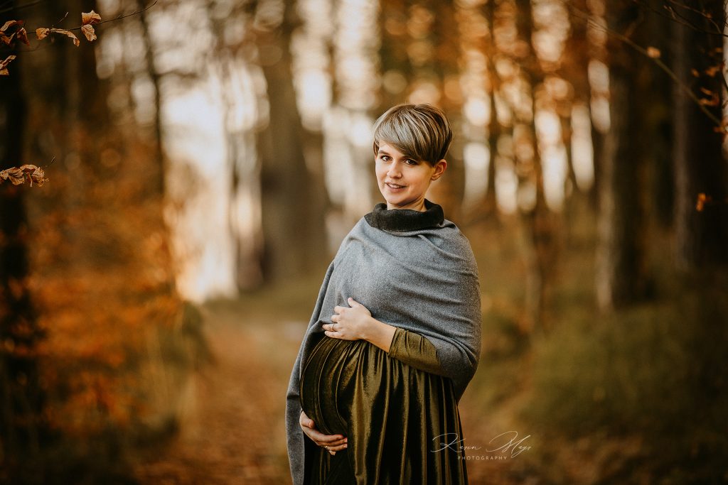 Babybauchfotografin Fotografin Babyfotografin Schwanger Neugeborenes Fotoshooting