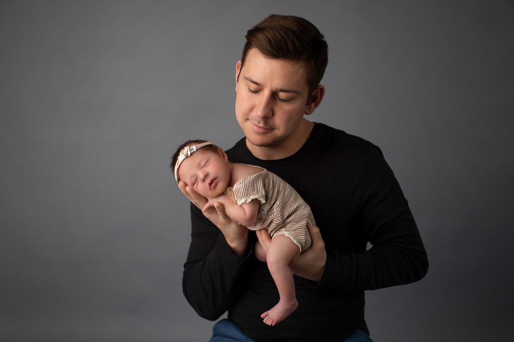 Newbornshooting mit Familie Alberndorf Linz Freistadt Babyfotografin Newborn Babysmile