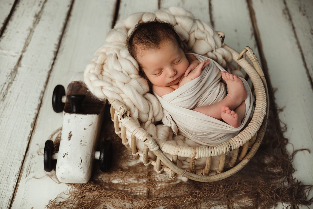 Babyshooting Newbornshooting Alberndorf Linz Land Urfahr Umgebung Linz Perg Freistadt Babyfotografin Neugeborenenfotografin Schwangerschaft Geburt Babybauch