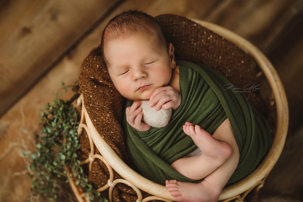 Babyshooting Newbornshooting Urfahr Umgebung Linz Perg Freistadt Babyfotografin Neugeborenenfotografin Schwangerschaft Geburt Babybauch