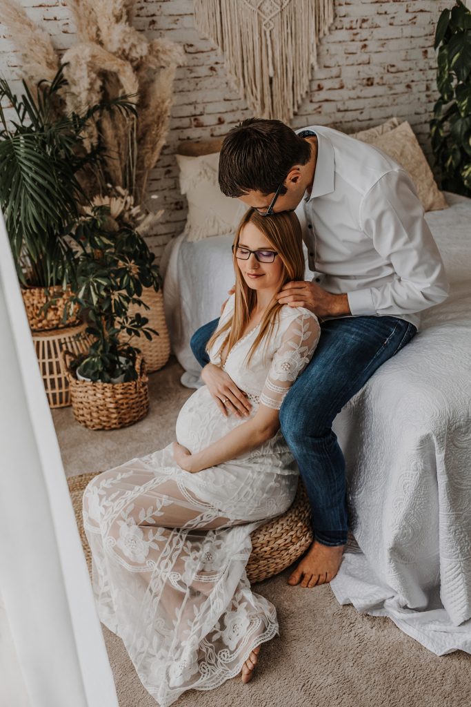 Babybauchshooting Fotografin Babybauch Schwangerschaft Eferding Linz Wels Freistadt Perg Urfahr Karin Mayr
