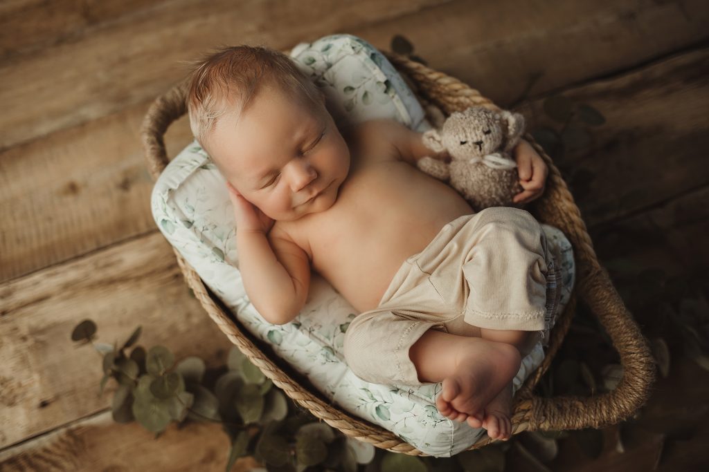 Babyshooting Newbornshooting Alberndorf Gallneukirchen Enns Pucking Asten Urfahr Umgebung Linz Perg Freistadt Babyfotografin Neugeborenenfotografin Schwangerschaft Geburt Babybauch