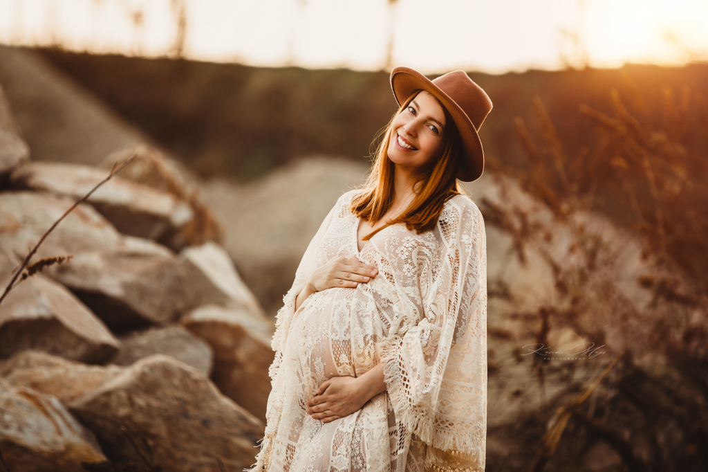 Babybauchshooting Babybauchfotografin Schwangerschaftsfotograf Babybauchshooting Karin Mayr Linz Wels Steyr Eferding Perg Traun Ansfelden Haid Urfahr Perg Katsdorf
