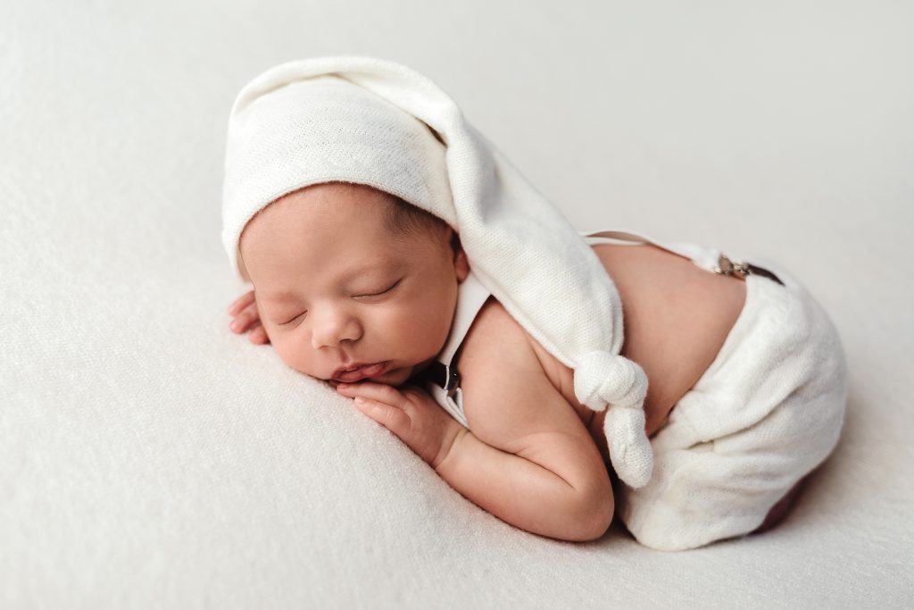 Zwillinge Newbornshooting Barmherzige Brüder Linz Fotografie Fotografin Babyfotograf Babyfotografin Linz Wels Steyr Perg Alberndorf Freistadt Linz Land Haid Ansfelden Altenfelden Traun Haid